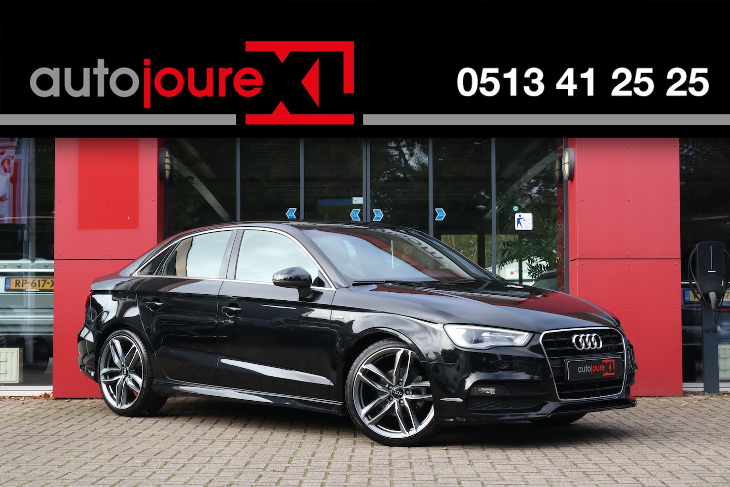 Audi A3 Limousine - 1.6 TDI Adrenalin Sport | Origineel NL | S-Line | Cruise Control | Navigatie | Airco | - AutoWereld.nl