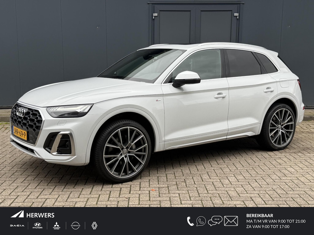 Audi Q5 - 55 TFSI e quattro S line / S-Line / 22" velgen / Panoramadak / Wegklapbare Trekhaak (2.000 - AutoWereld.nl