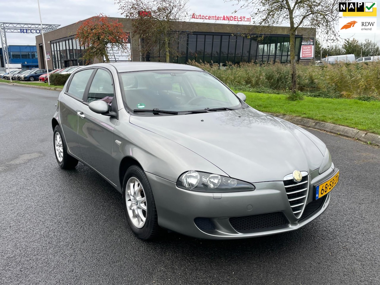 Alfa Romeo 147 - 1.6 T.Spark Progression 1.6 T.Spark Progression, Airco, Elektr ramen, Lmv, Radio CD speler, 3e eig afk, Geen impor - AutoWereld.nl