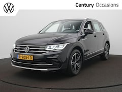 Volkswagen Tiguan - 1.5 TSI Life Business DSG / Elek. Trekhaak / Virtual / Camera