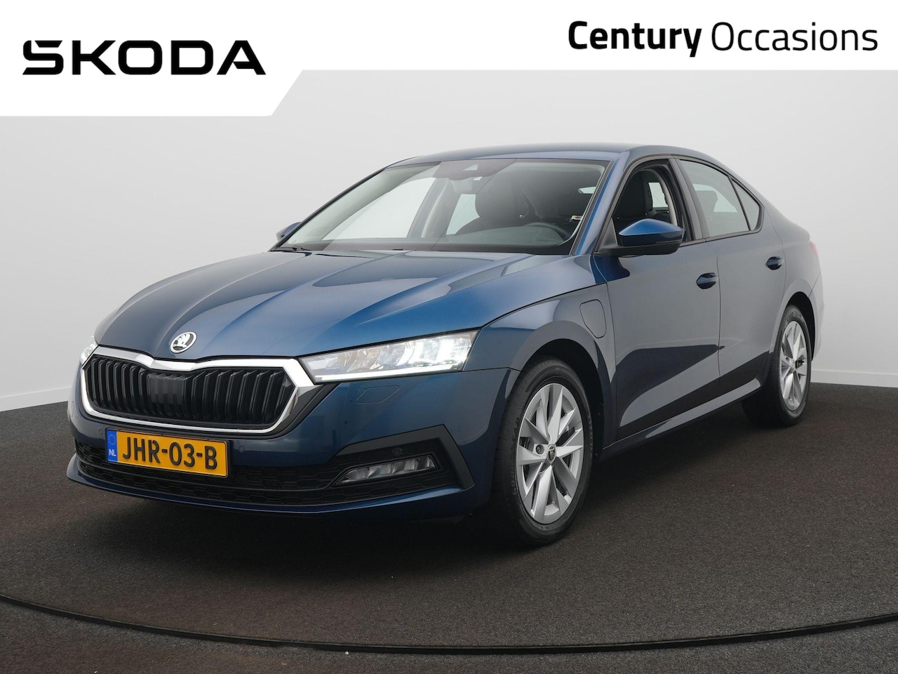 Skoda Octavia - 1.4 TSI iV PHEV Business Edition / Stoelverwarming / Sensoren / Climate - AutoWereld.nl