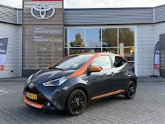Toyota Aygo X - X-JBL 5-DEURS APPLE CARPLAY/ ANDROID AUTO JBL-AUDIO LICHTMETAAL GETINT GLAS DAB+