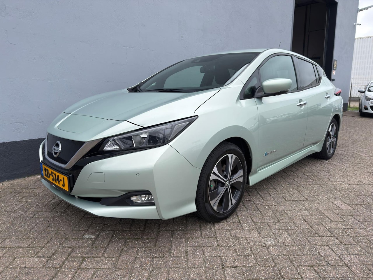 Nissan LEAF - N-Connecta 40 kWh - Navigatie - AutoWereld.nl