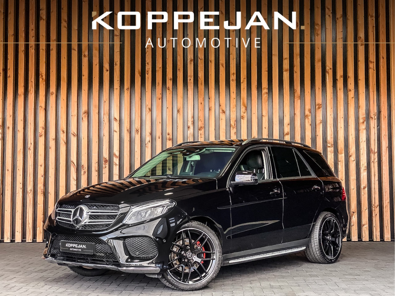 Mercedes-Benz GLE-Klasse - 350D 258PK 4MATIC Grijs Kenteken | AMG | DISTRONIC | PANO | 360 | LEDER | LUCHTVERING | - AutoWereld.nl