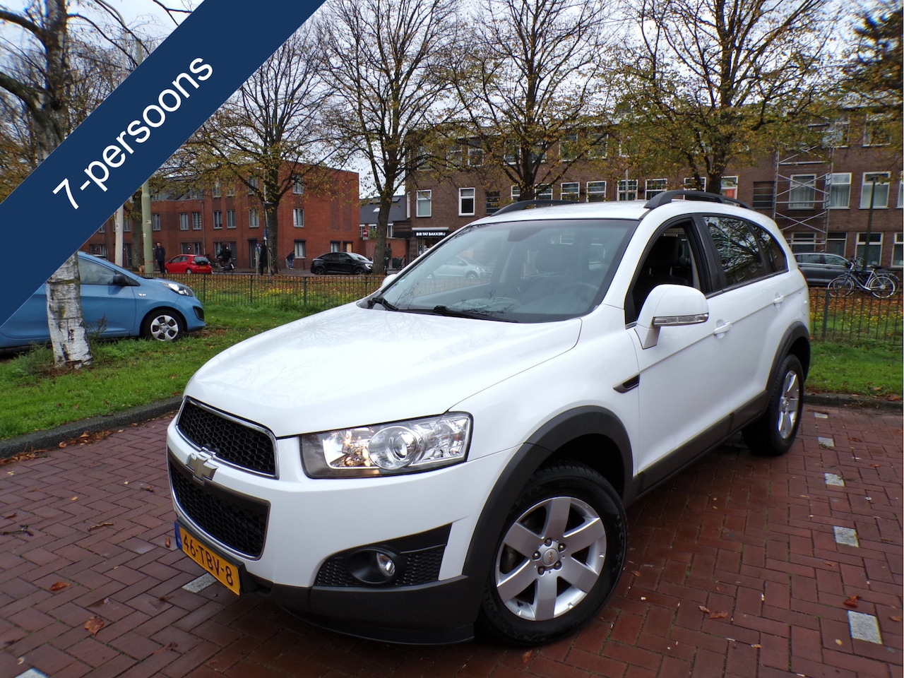 Chevrolet Captiva - 2.4i LT 2WD 7 PERSOONS NAVIGATIE TELEFOON CAMERA CRUISECONT...... - AutoWereld.nl