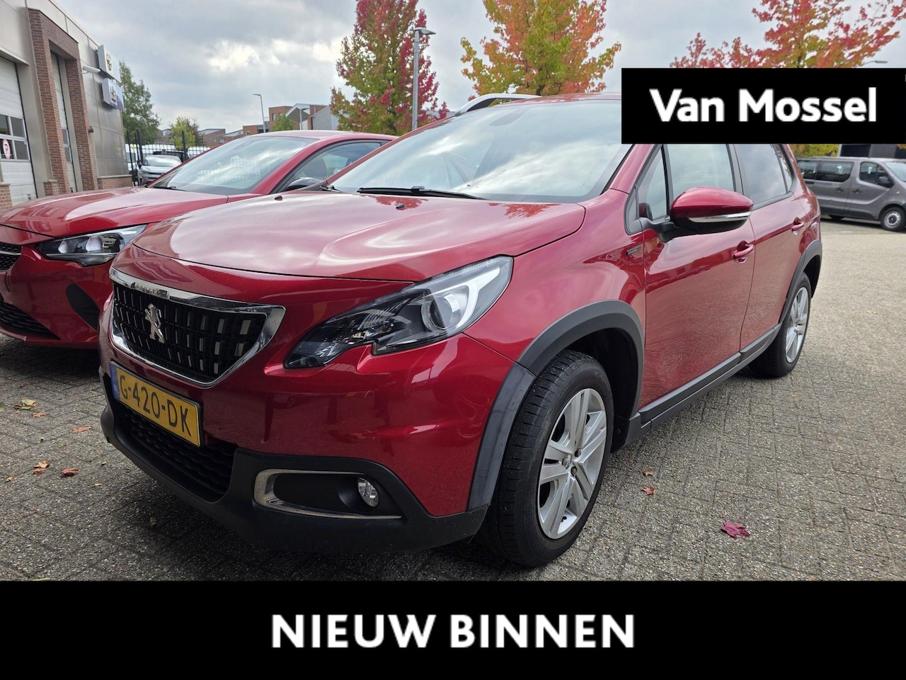 Peugeot 2008 - 1.2 PureTech Signature | Automaat | - AutoWereld.nl