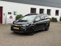 Dacia Jogger - Hybrid 140pk Aut Extreme/ 7 Zitplaatsen/ Camera achter/ Apple Carplay/ Keyless entry/ Led