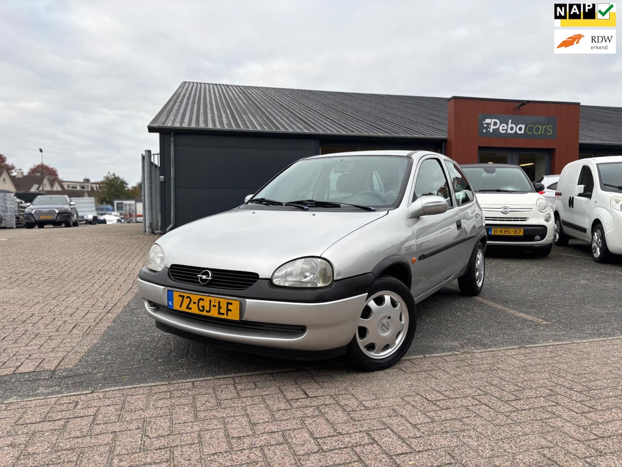 Opel Corsa - 1.2i-16V Onyx / Airco / Lm Velgen / Elektrische ramen - AutoWereld.nl