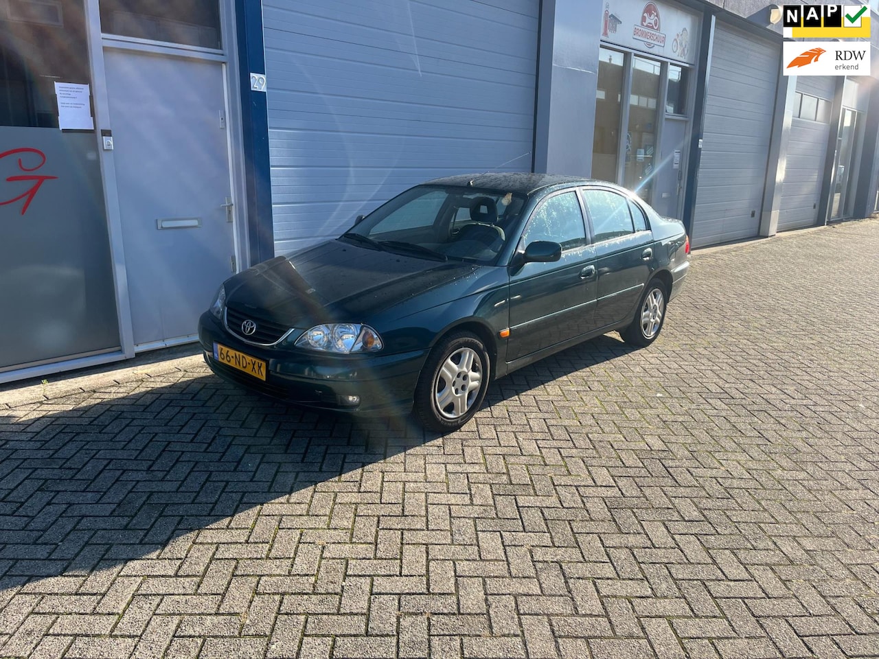 Toyota Avensis - 1.6-16V Linea Luna 1.6-16V Linea Luna - AutoWereld.nl