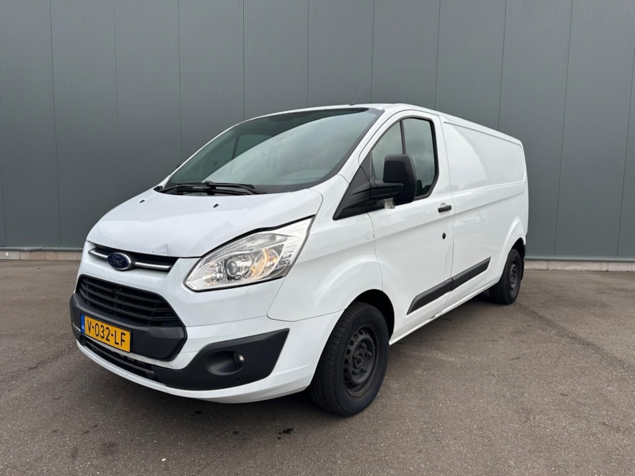 Ford Transit Custom - 290 2.0 TDCI L2H1 Tr 3 ZITS | AIRCO | NAP ! - AutoWereld.nl