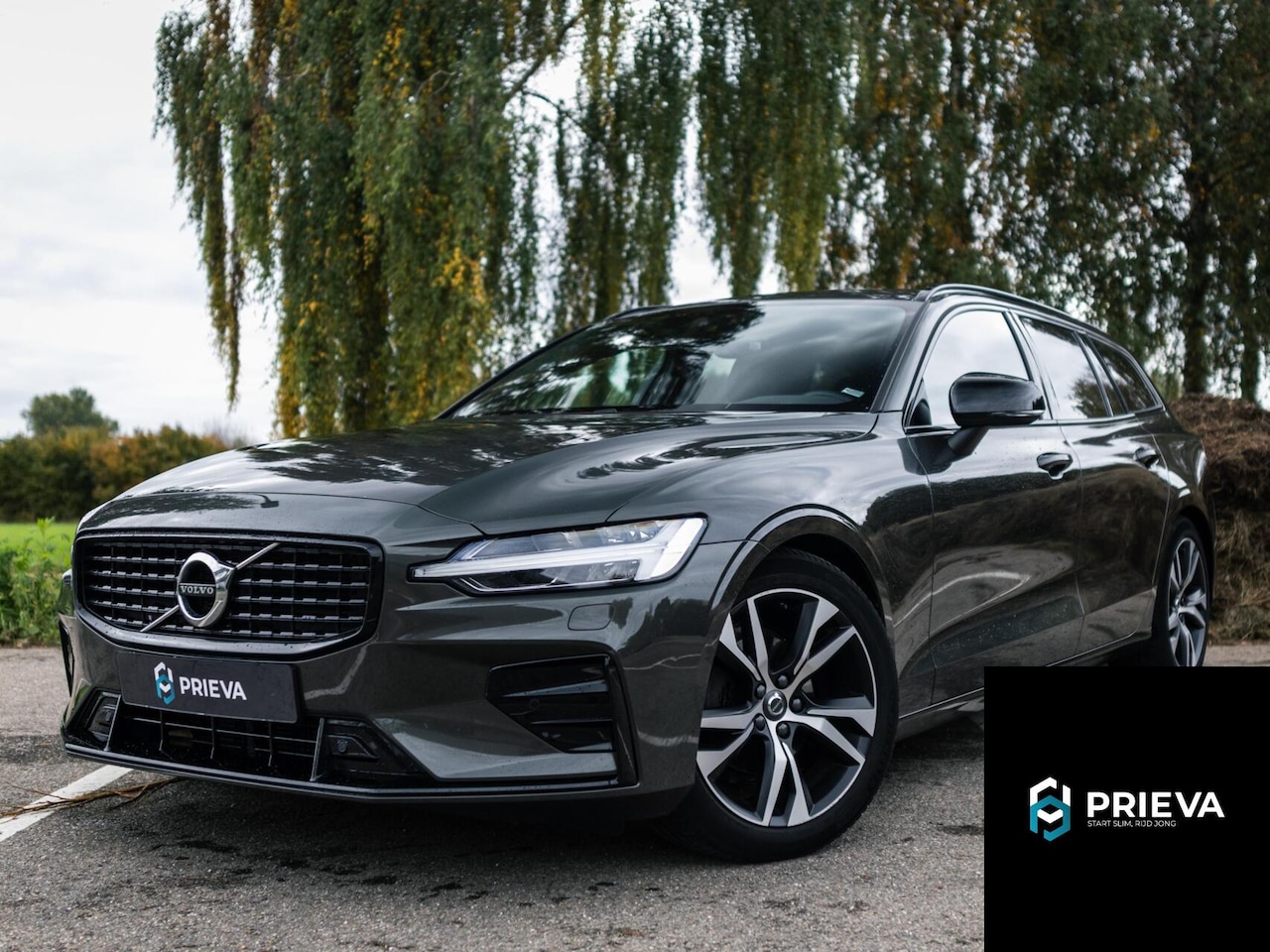 Volvo V60 - 2.0 B4 R-Design | Trekhaak | Leder | 197 pk - AutoWereld.nl