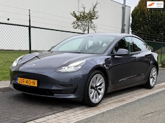 Tesla Model 3 - Long Range Dual Motor 75 kWh Enhanced Autopilot