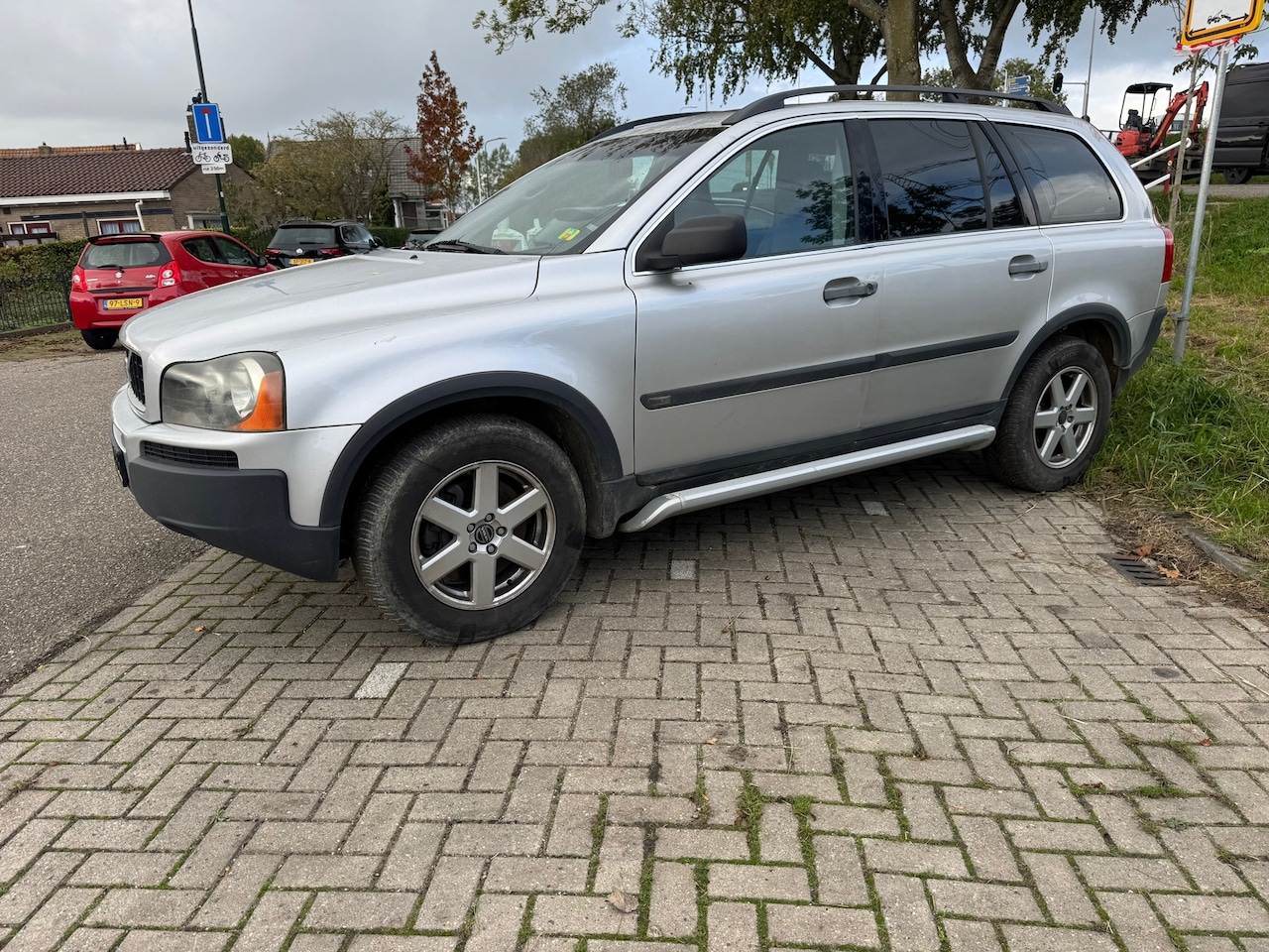 Volvo XC90 - 2.4 D5 Elite | Motor niet goed meeneemprijs - AutoWereld.nl