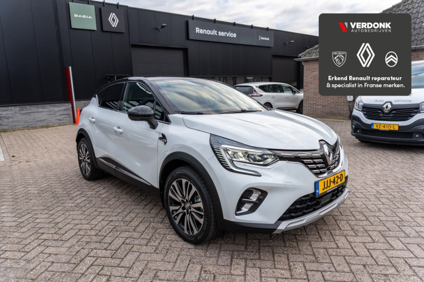 Renault Captur - 1.6 Initiale Paris PHEV | Camera | Glazen dak | Stoelverwarming - AutoWereld.nl