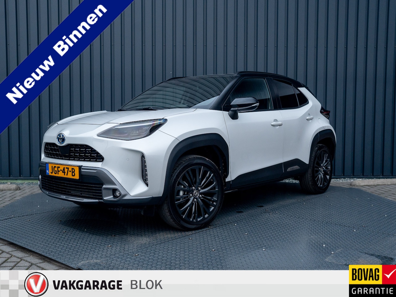Toyota Yaris Cross - 1.5 Hybrid AWD Adventure | Blind Spot | Stoel & Stuur verw. | Parkeersensoren | Prijs Rijk - AutoWereld.nl