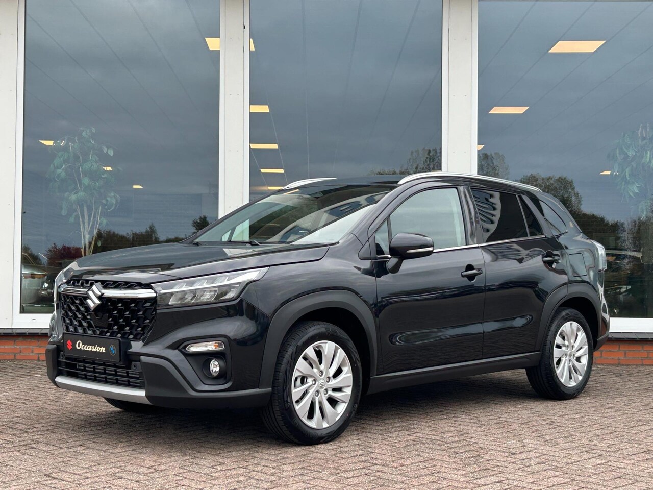 Suzuki S-Cross - 1.4 Boosterjet Select Smart Hybrid - 2025 - Navi - Clima - Cruise - PDC - AutoWereld.nl