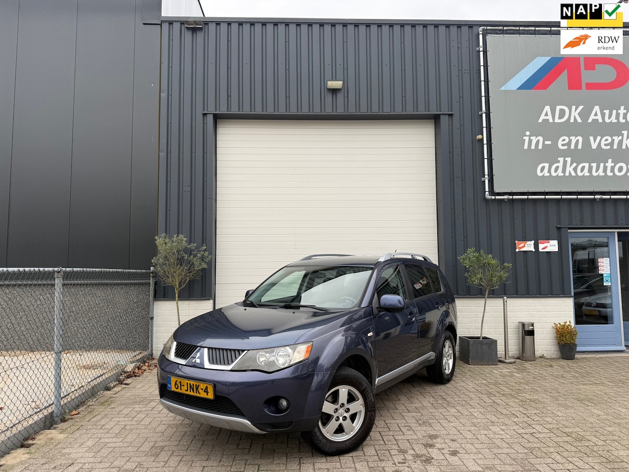 Mitsubishi Outlander - 2.4 Inspire 2WD AFN TREKHAAK/CLIMA/CRUISE/LM VELGEN - AutoWereld.nl