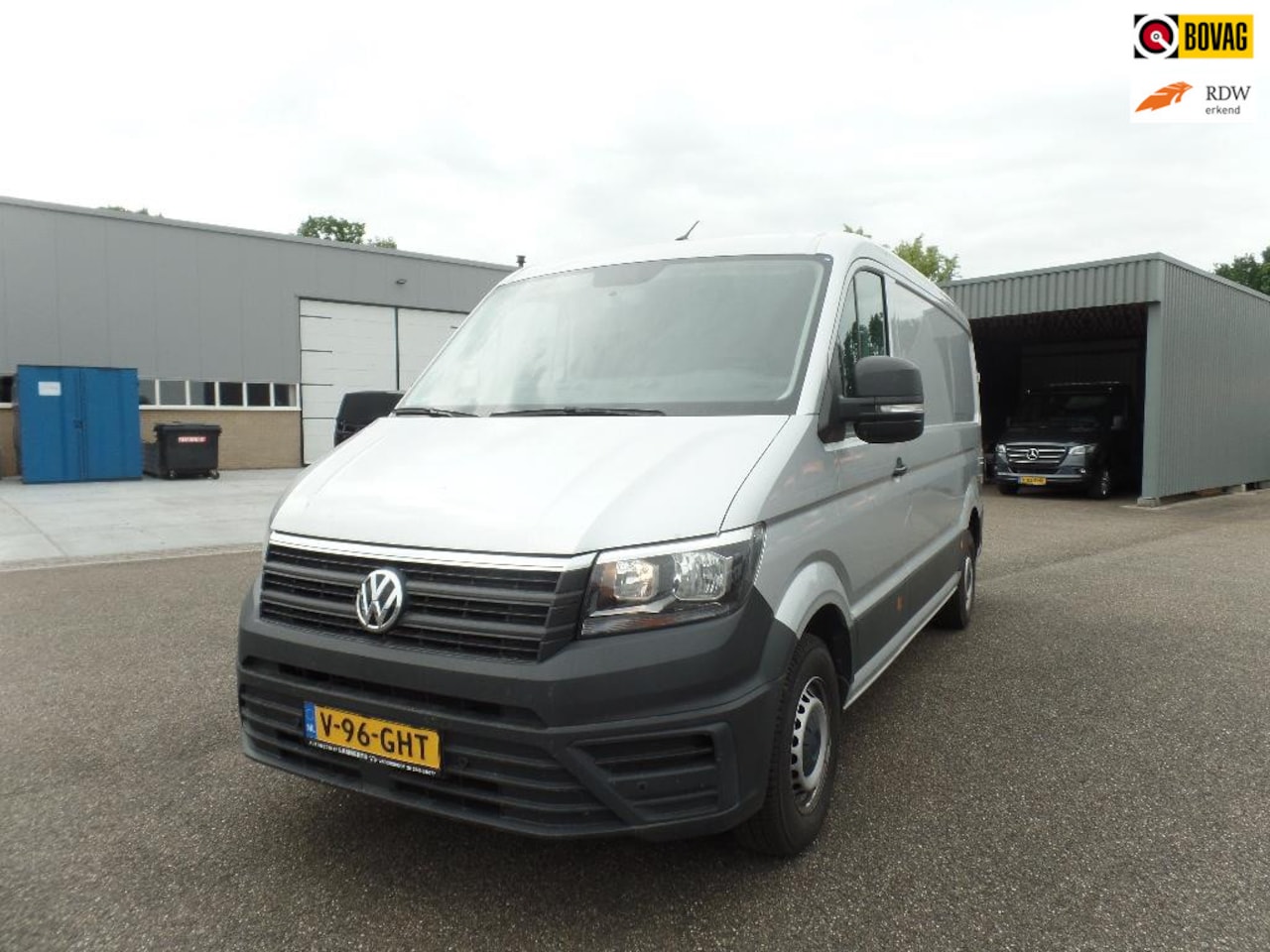 Volkswagen Crafter - 35 2.0 TDI L2H1 AIRCO OPTIE'S 2020 BPM VRIJ - AutoWereld.nl