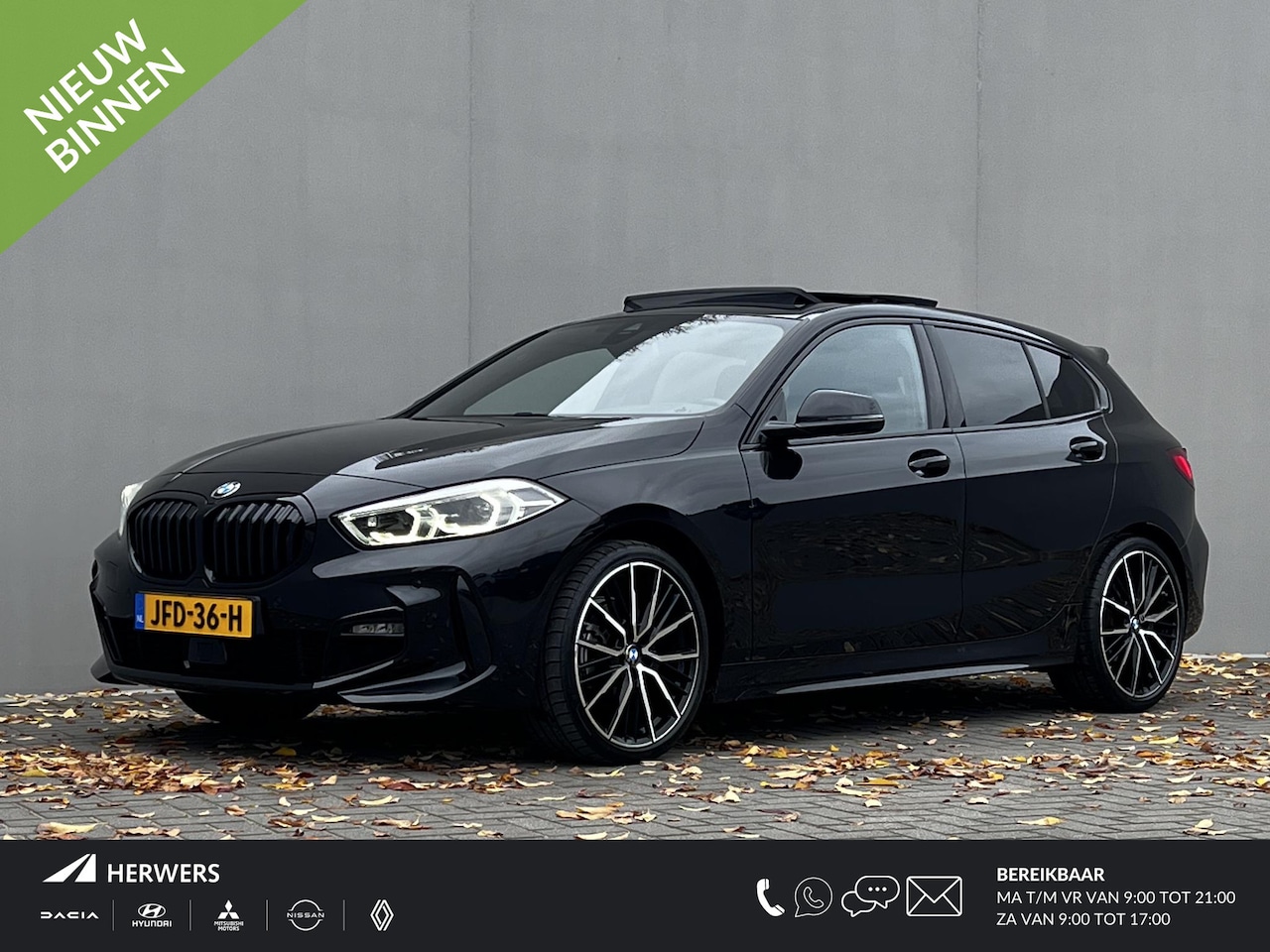 BMW 1-serie - 118i / Dealer onderhouden / M-Sport / Panorama schuifdak / HUD / Adaptieve CC / Harman Kar - AutoWereld.nl