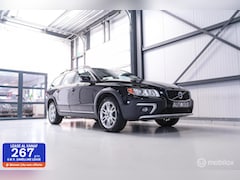 Volvo XC70 - 2.4 D5 Summum AWD | Schuifdak | LED | Leder | Trekhaak | Navigatie | Rijklaarprijs |
