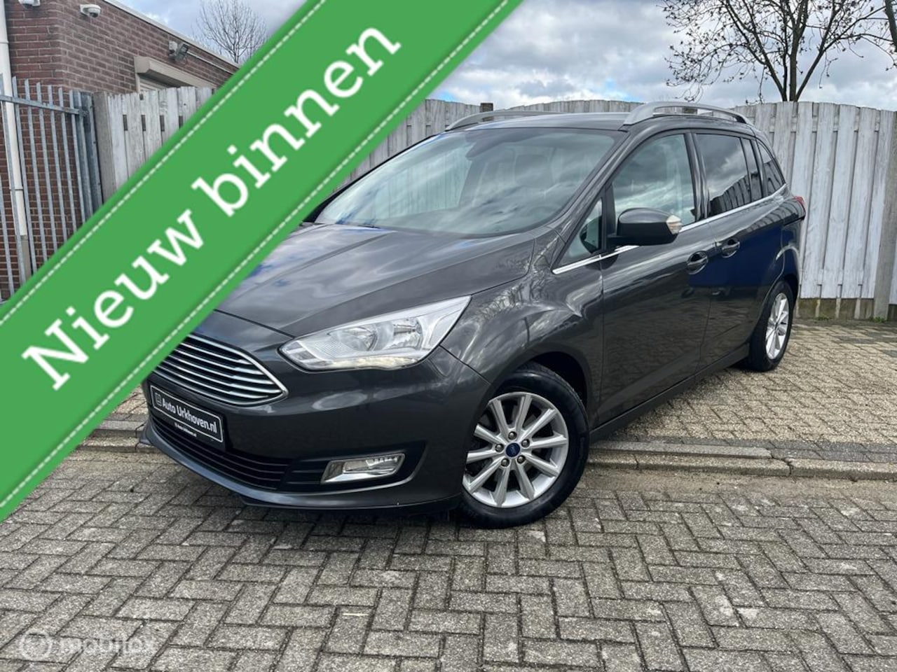 Ford Grand C-Max - 1.0 Titanium 94.DKM AIRCO CRUISE - AutoWereld.nl