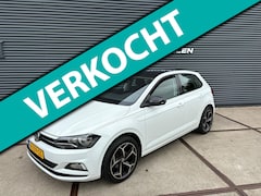 Volkswagen Polo - 1.0 TSI Comfortline APPLE CARPLAY/ NAVI