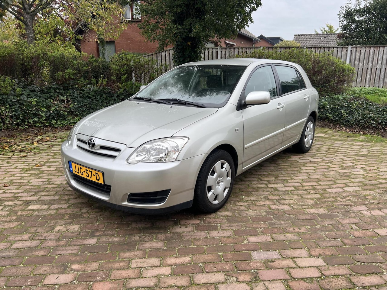 Toyota Corolla - 1.4 VVT-i Terra 1.4 VVT-i Terra - AutoWereld.nl