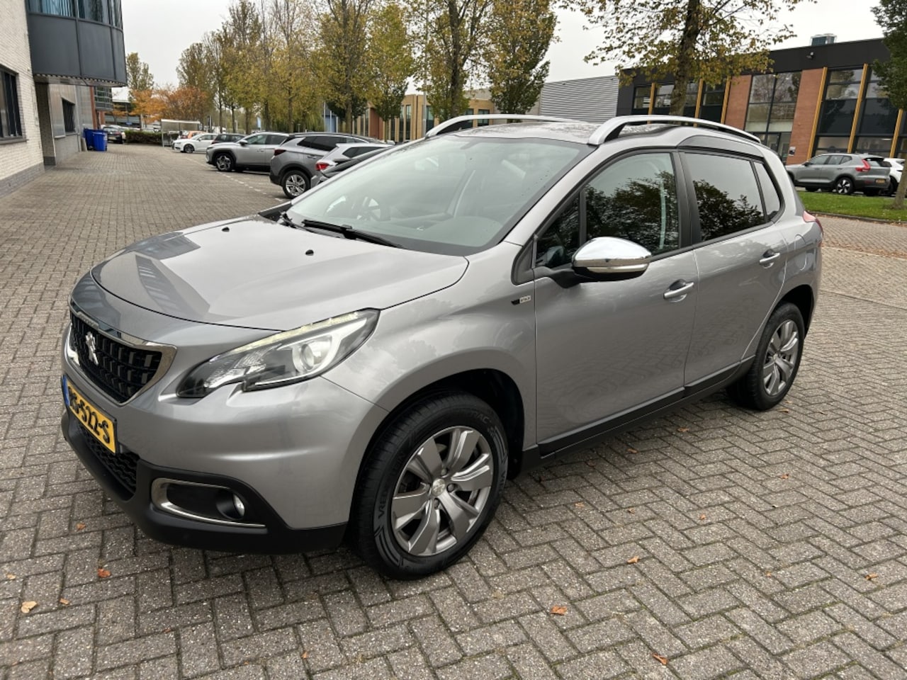 Peugeot 2008 - 1.2 PureTech Active 1.2 PureTech Active - AutoWereld.nl