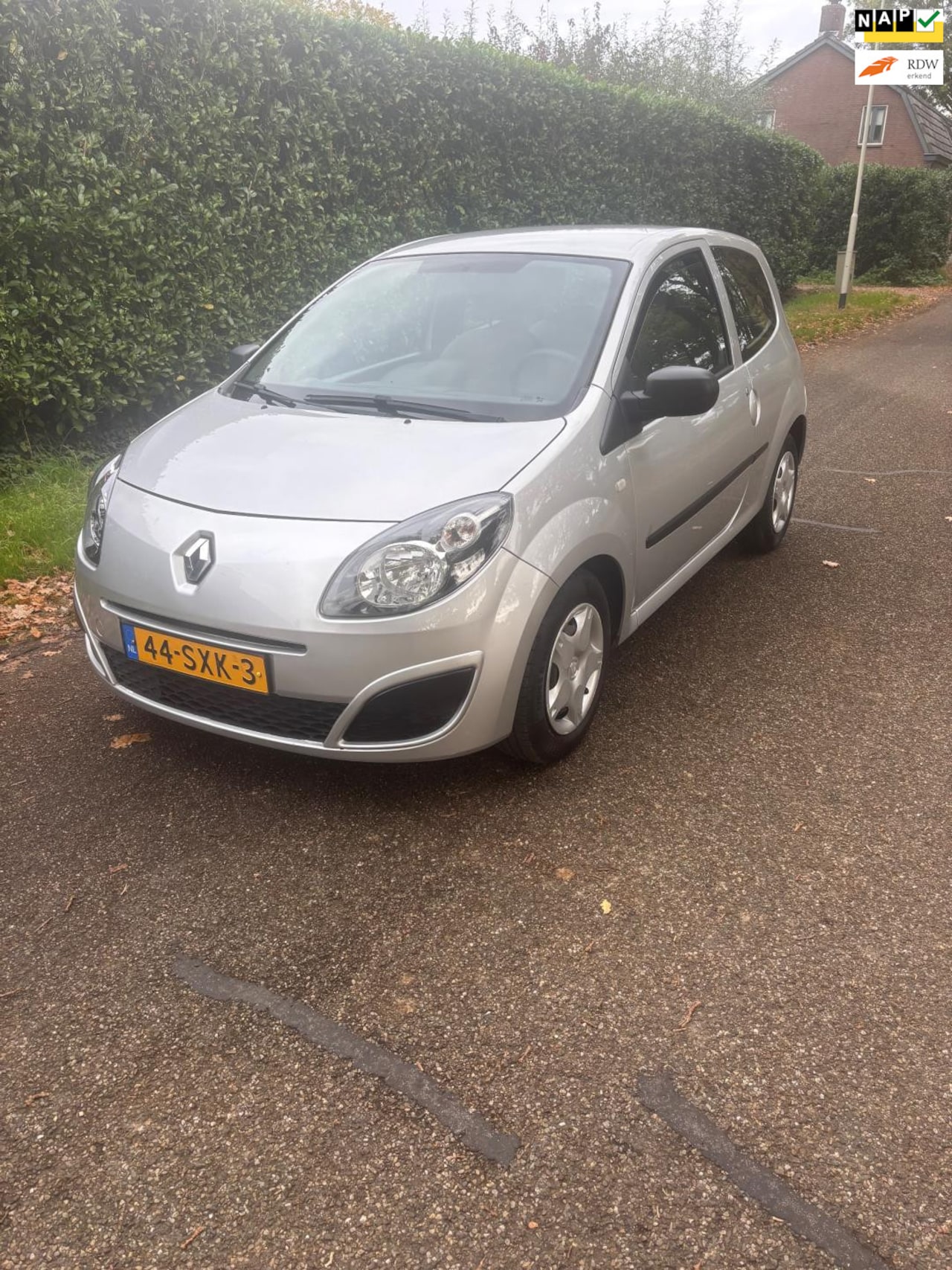 Renault Twingo - 1.2-16V Authentique airco - AutoWereld.nl