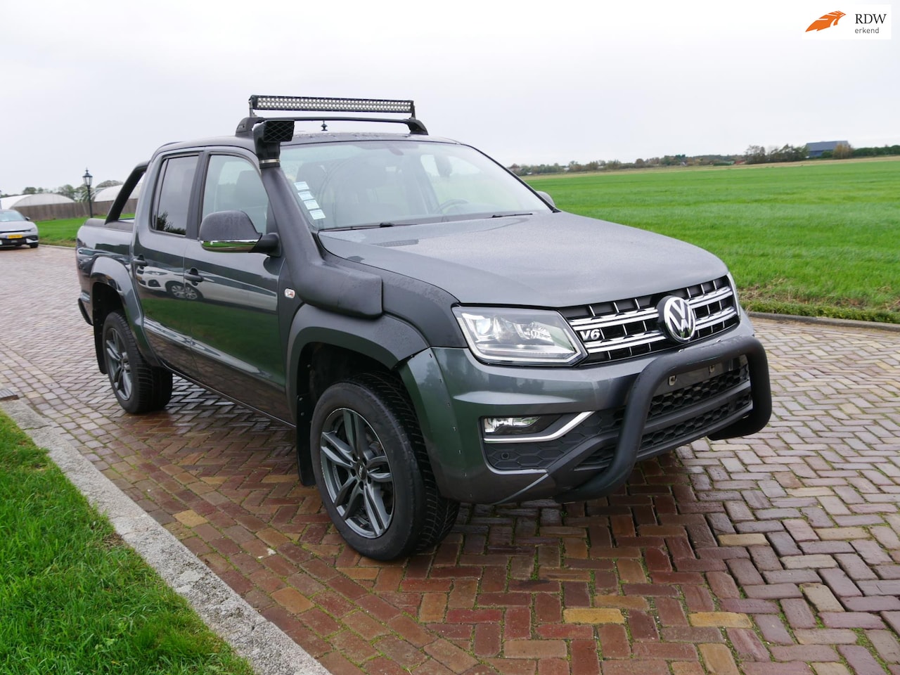 Volkswagen Amarok - 3.0 TDI 4Motion 258HP DC Highline FULL OPTIONS !! *** 27999 EX BTW ** - AutoWereld.nl