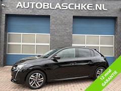 Peugeot 208 - 1.2 PureTech Blue Lease Allure, navi, trekhaak, climate/cruise