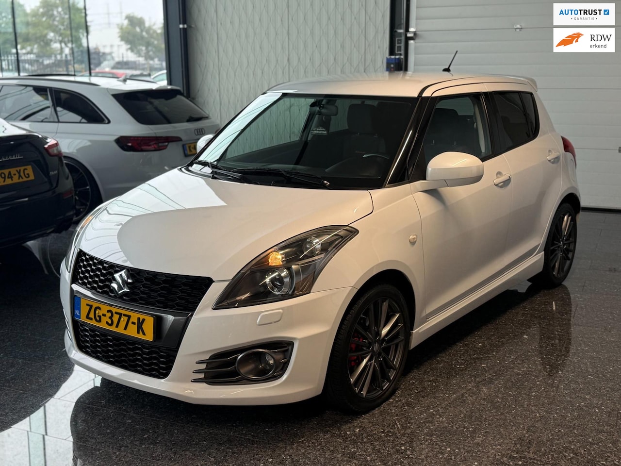 Suzuki Swift - 1.6 Sport 2015 5 Deurs Dealer Onderhouden! 136PK - AutoWereld.nl