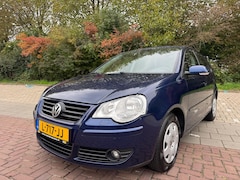 Volkswagen Polo - 1.2-12V Trendline