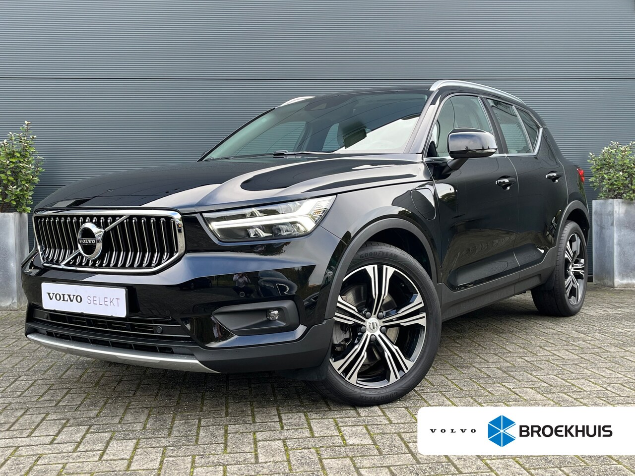 Volvo XC40 - 1.5 T5 Recharge Inscription | Camera | Leder | Apple Carplay | Keyless | - AutoWereld.nl