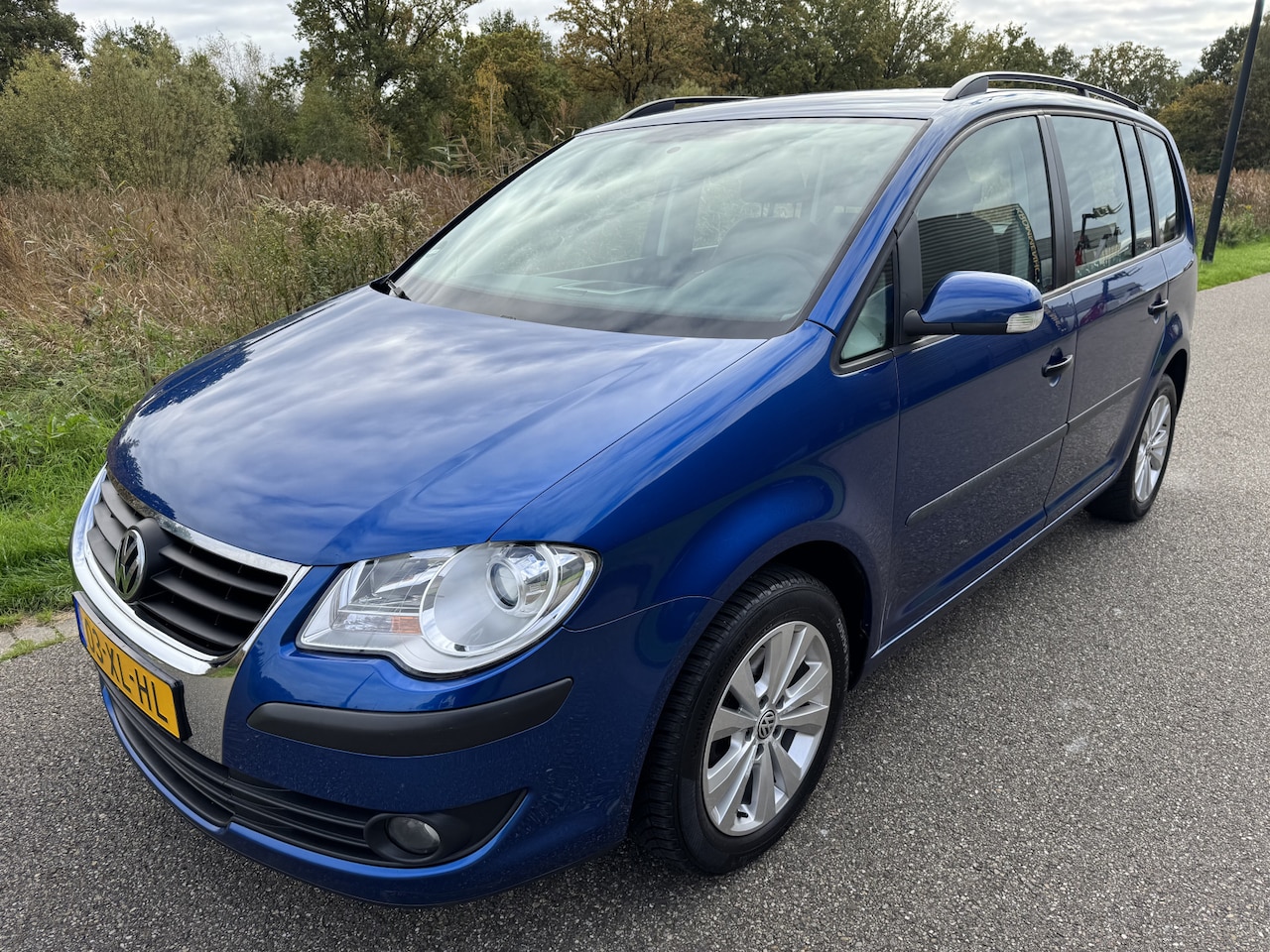 Volkswagen Touran - 1.4 TSI Optive Nieuwe Distr.Ketting,APK - AutoWereld.nl