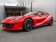 Ferrari 812 Superfast - - Rosso Corsa | LIFT | JBL | PDIS | CARBON LED