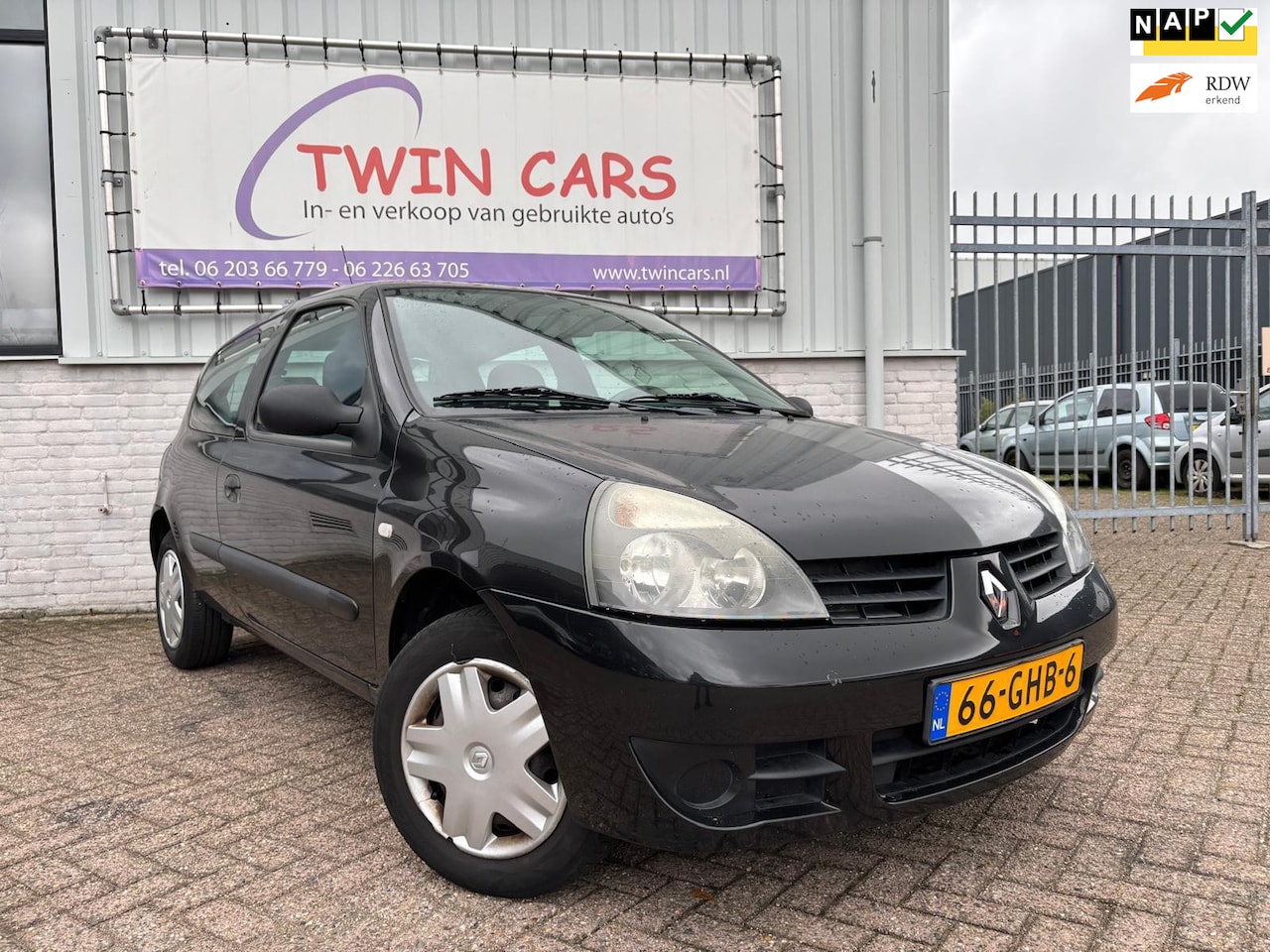 Renault Clio - 1.2 Campus Accès 1.2 Campus Accès - AutoWereld.nl