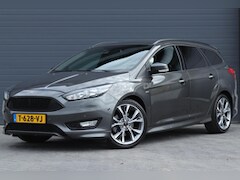 Ford Focus Wagon - 1.5 Titanium ST-line / Automaat / Carplay / Camera