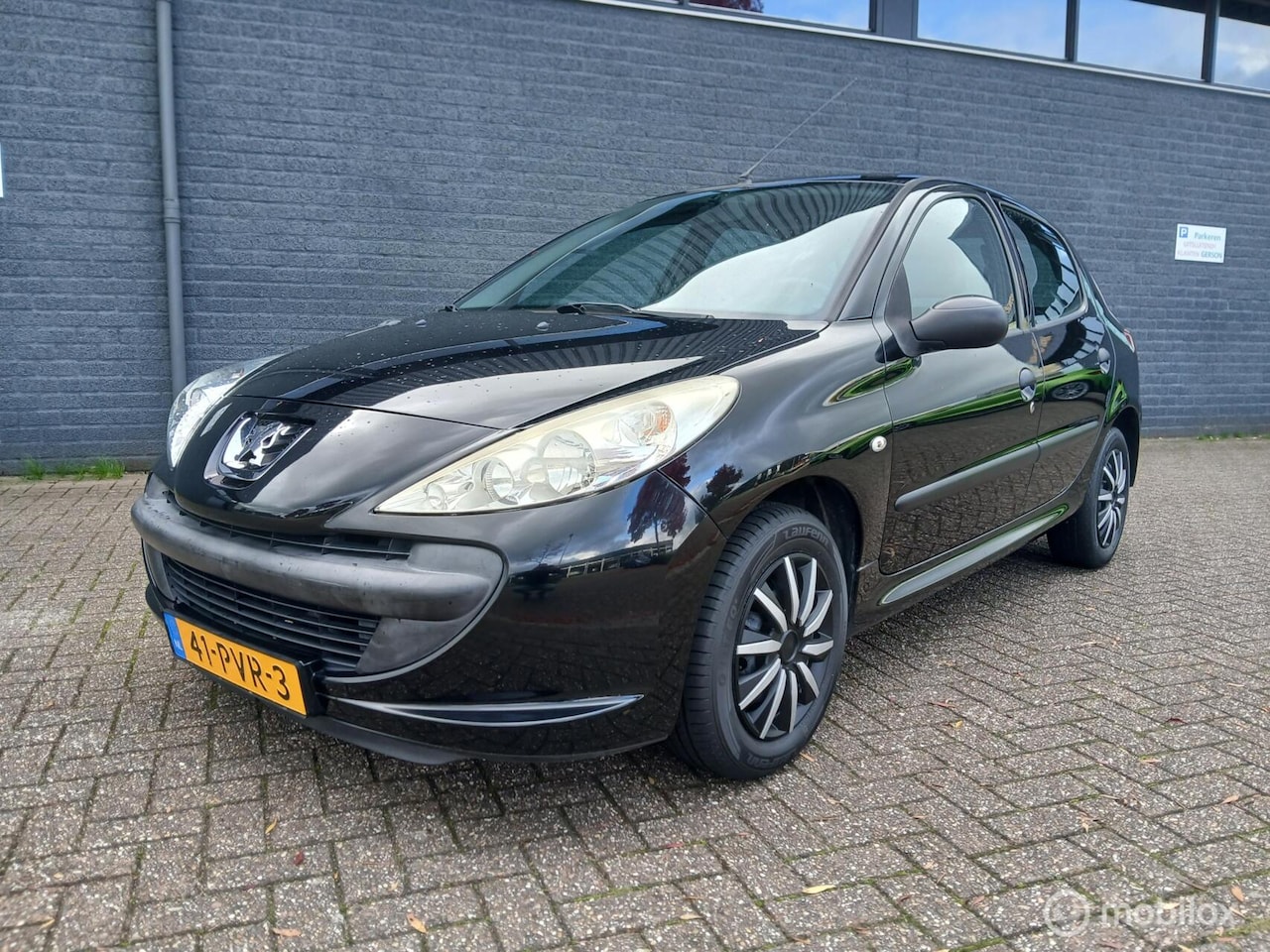 Peugeot 206 - 1.1 5-Deurs/Dealer onderhouden/Apk 07-'26 - AutoWereld.nl