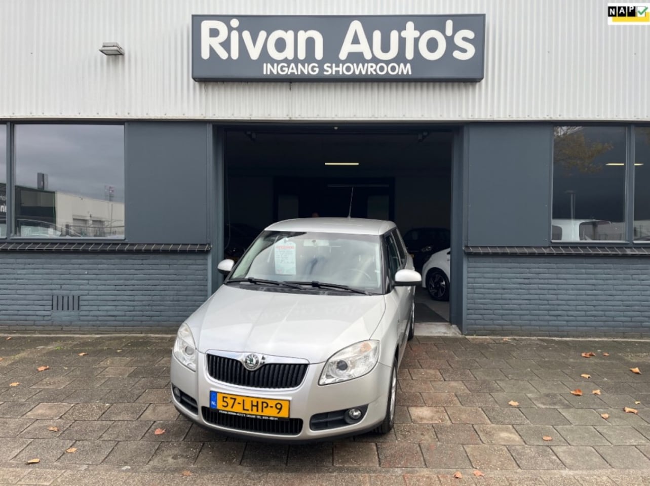 Skoda Fabia - 1.6-16V Elegance 1.6-16V ELEGANCE - AutoWereld.nl
