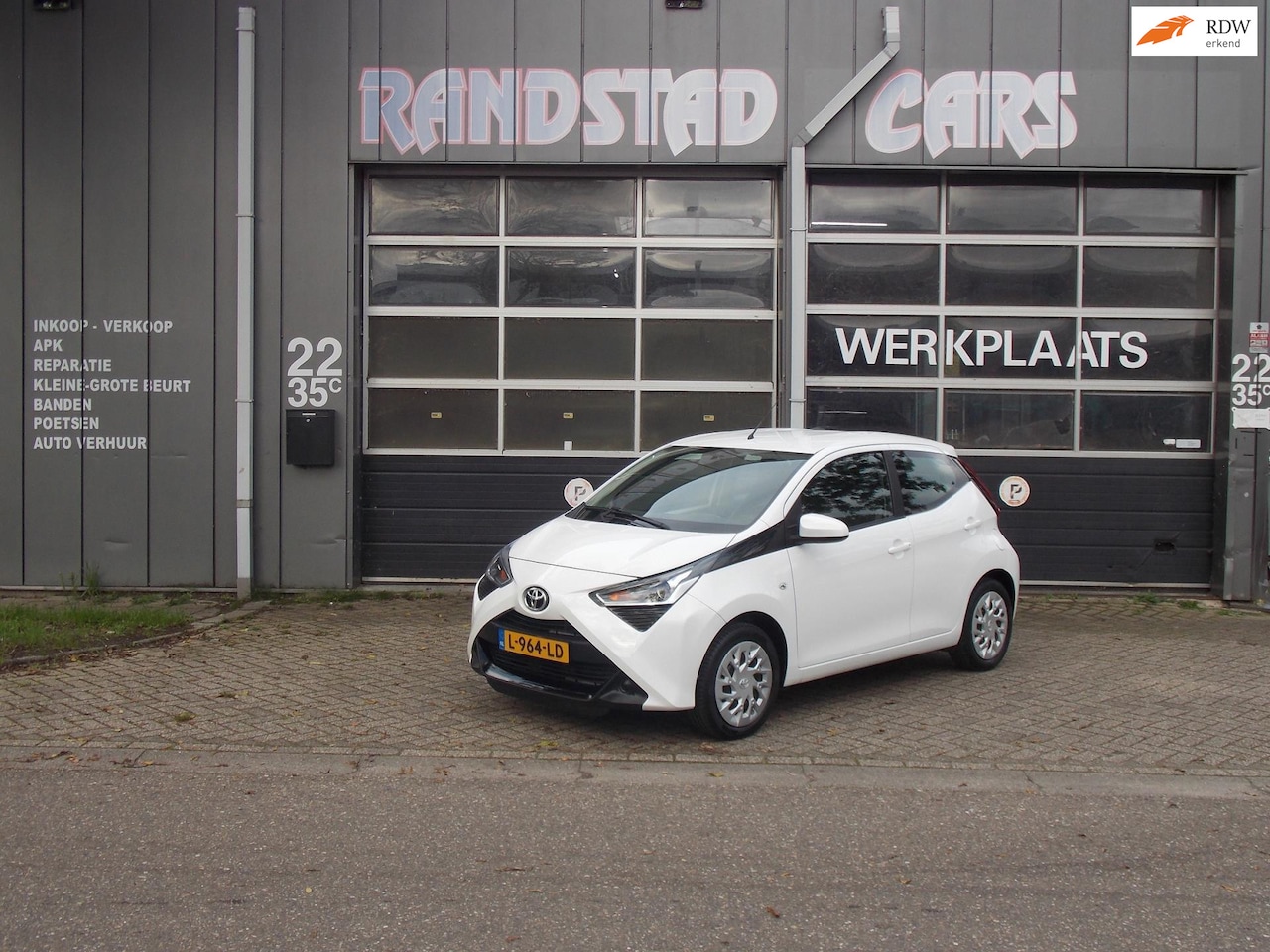 Toyota Aygo - 1.0 VVT-i x-play Automaat Camera Airco Elek Pakket 5Deurs 2021bj GARANTIE - AutoWereld.nl
