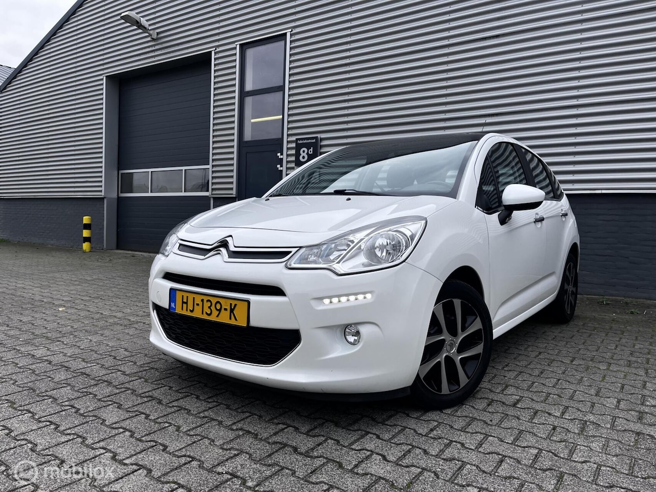 Citroën C3 - 1.2 PureTech Exclusive|Automaat|Clima|Navi|Pdc| - AutoWereld.nl