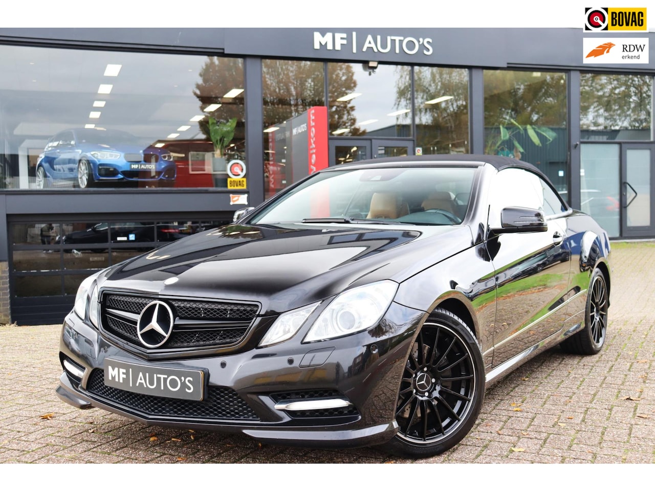 Mercedes-Benz E-klasse Cabrio - 200 CGI Avantgarde AMG|Leder|Nek verwarming|18"|Led|Xenon|PDC - AutoWereld.nl