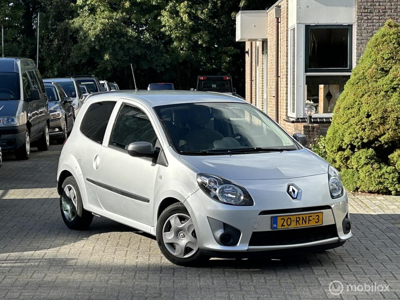 Renault Twingo - 1.2-16V Night & Day | Airco | Trekhaak | - AutoWereld.nl