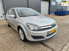 Opel Astra - 1.6 Executive ( Automaat )