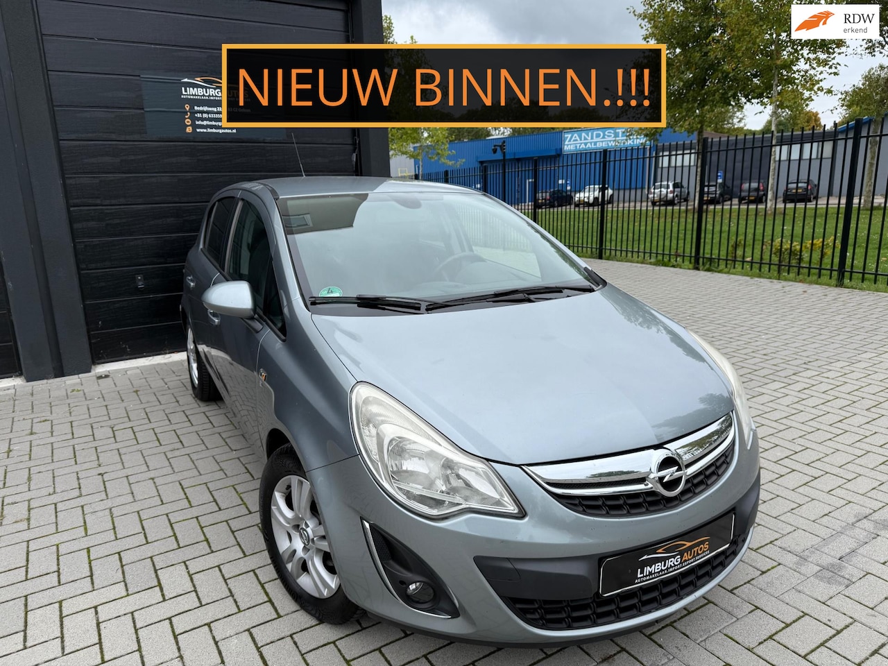 Opel Corsa - 1.2-16V 110 Adam Edition Airco Stoel & Stuur Verwarming Leer - AutoWereld.nl
