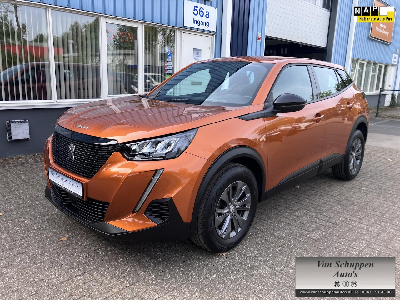Peugeot 2008 - 1.2 PureTech Active Pack 131pk Navi Camera Cruise - AutoWereld.nl