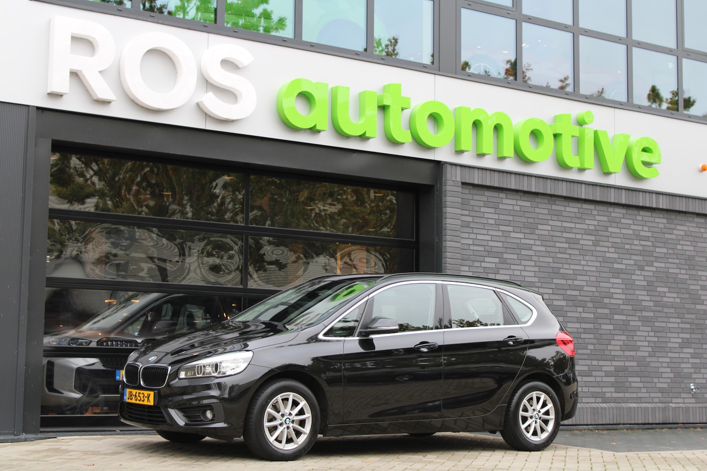 BMW 2-serie Active Tourer - 218i Essential | NAP | DEALER ONDH | SENSOREN ACHTER | AC | - AutoWereld.nl