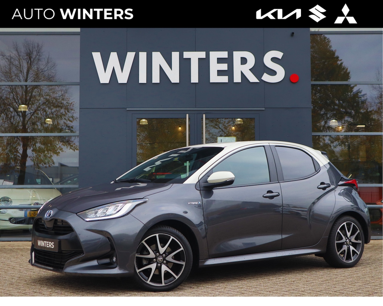 Toyota Yaris - 1.5 Hybrid Dynamic | Camera | Carplay | Tot 10jr. garantie | - AutoWereld.nl