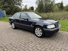 Mercedes-Benz C-klasse - 180 AUT Classic. Lage KMS Nette auto